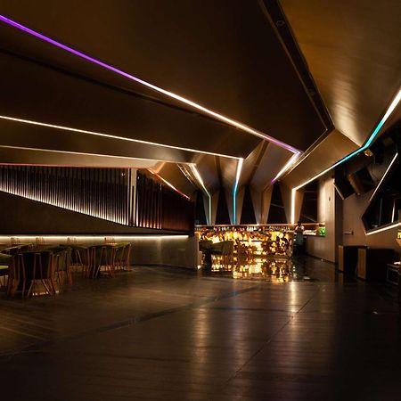 Radisson Blu Bengaluru Outer Ring Road Otel Dış mekan fotoğraf