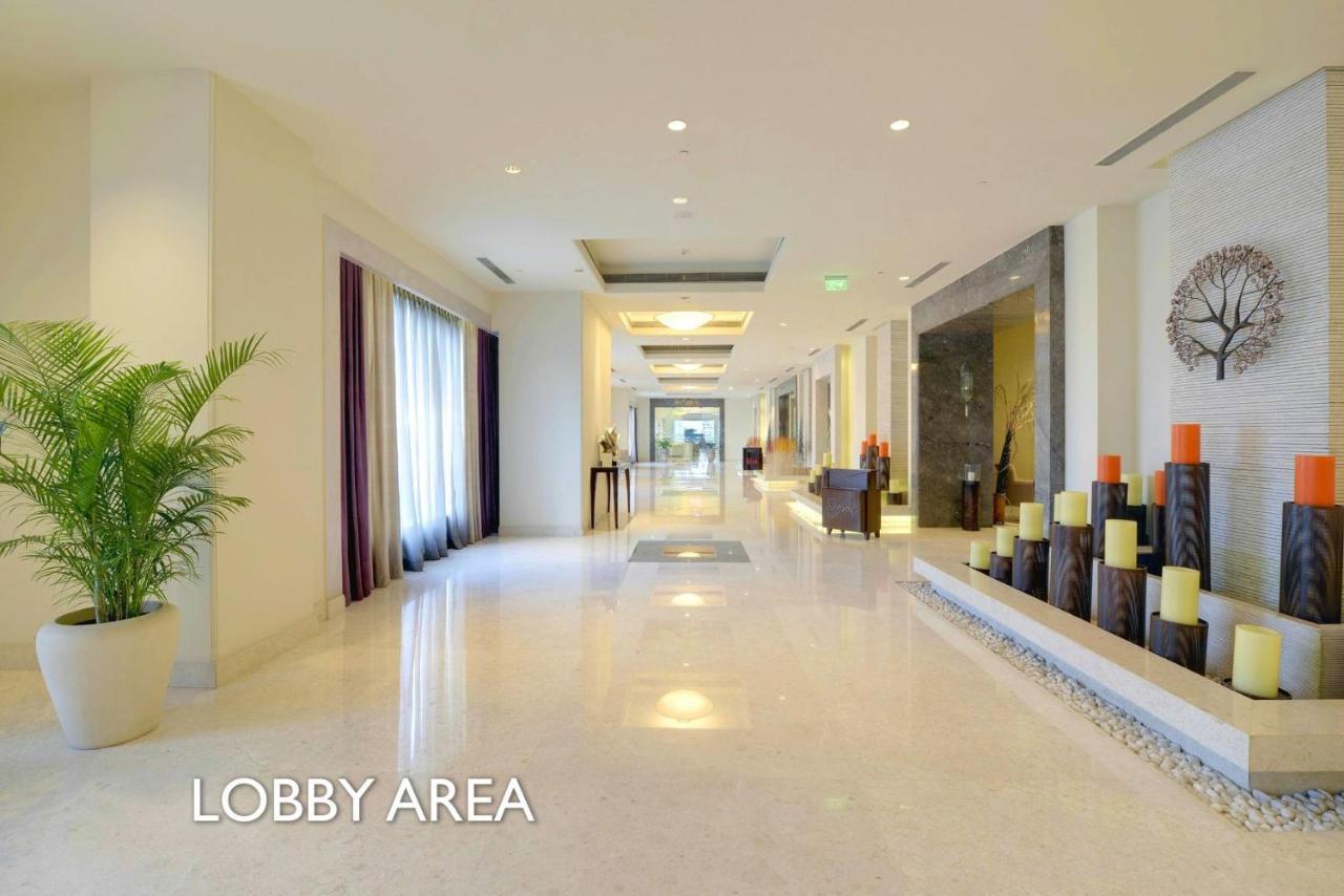 Radisson Blu Bengaluru Outer Ring Road Otel Dış mekan fotoğraf