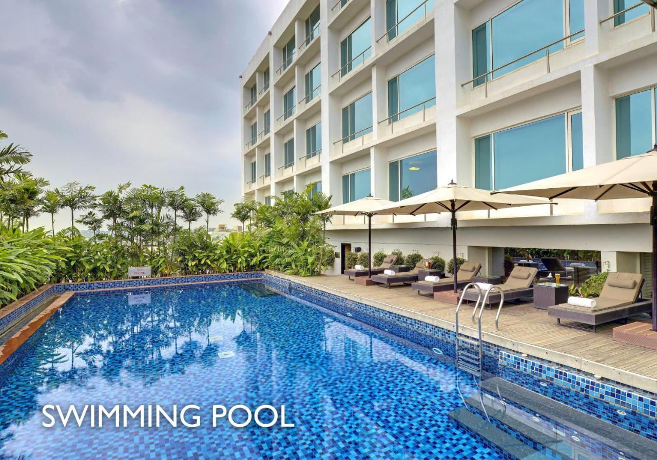 Radisson Blu Bengaluru Outer Ring Road Otel Dış mekan fotoğraf